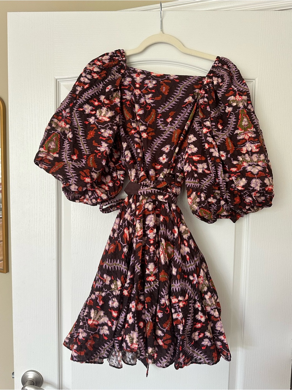 RHODE Floral Puff-Sleeve Wrap Mini Dress in Burgundy and Pink - Picture 2 of 3